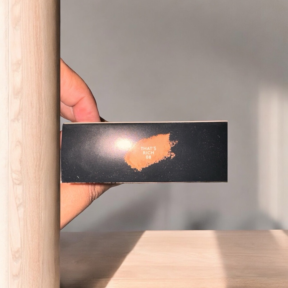 Fenty beauty, Demi glow highlighter